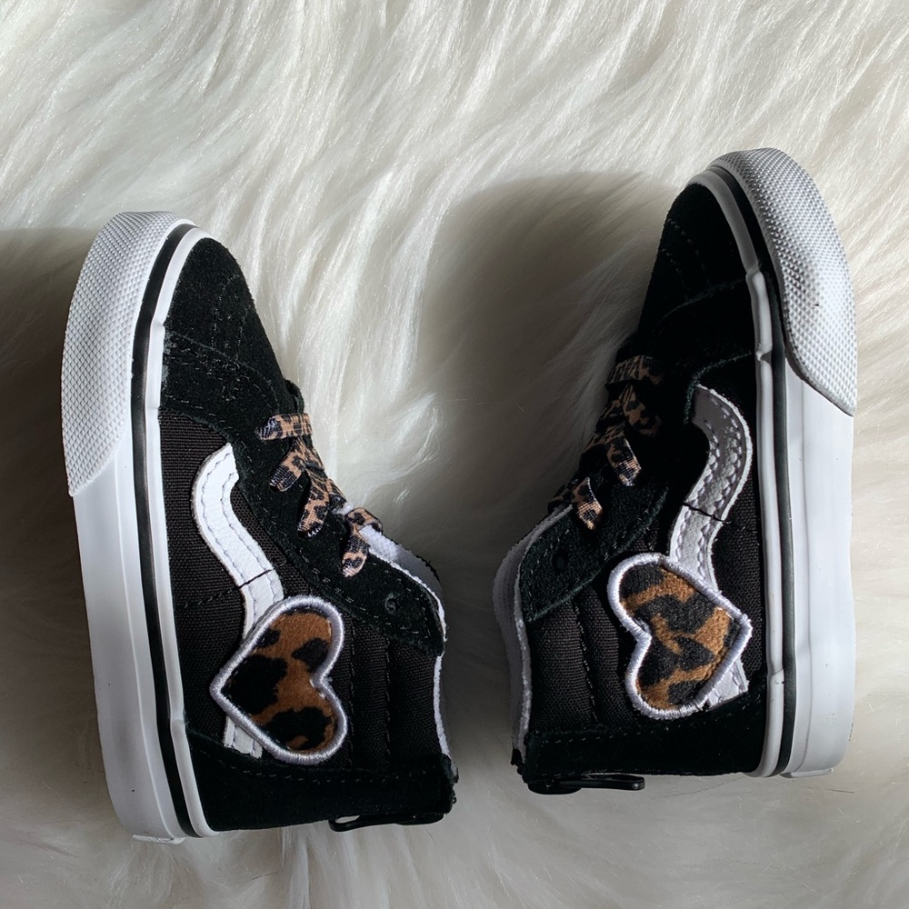 NEW! Vans Leopard Heart - Picture 5 of 9